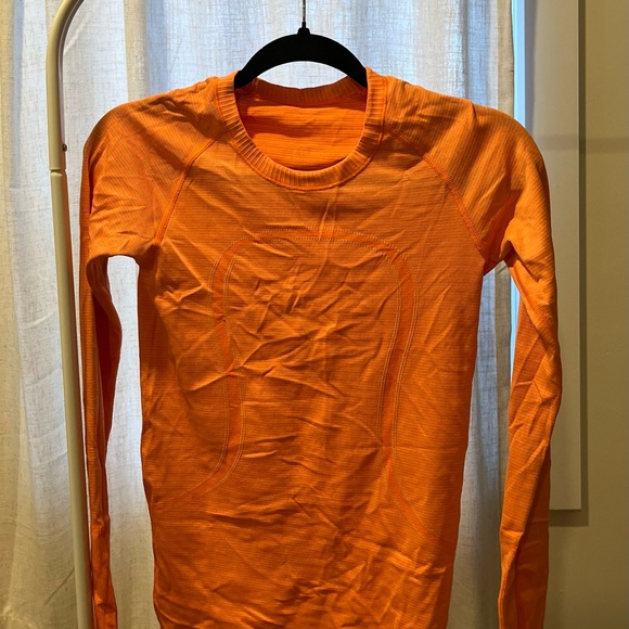 Lululemon Swiftly Tech Long Sleeve - Picture 4 of 5